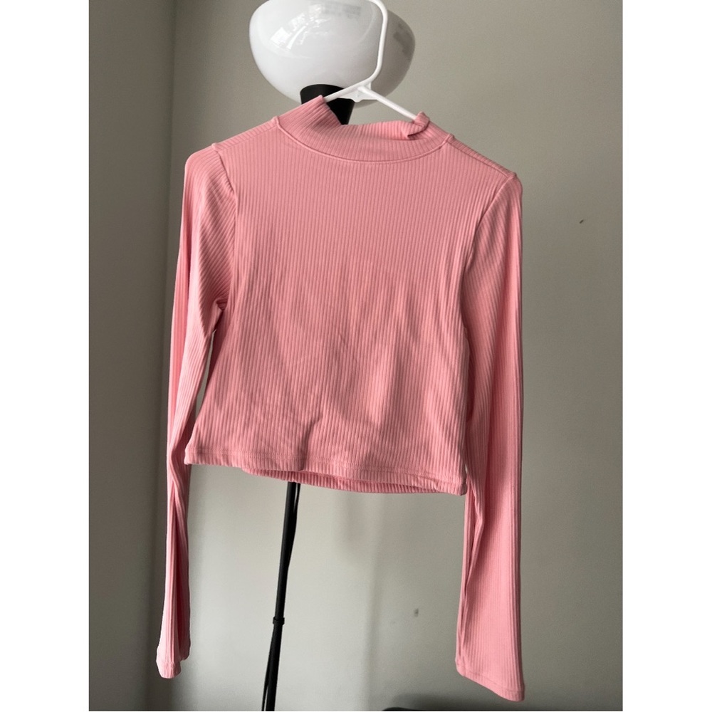 NWT Klassy turtleneck peek a boo long sleep crop Brami size L pink - Picture 2 of 2